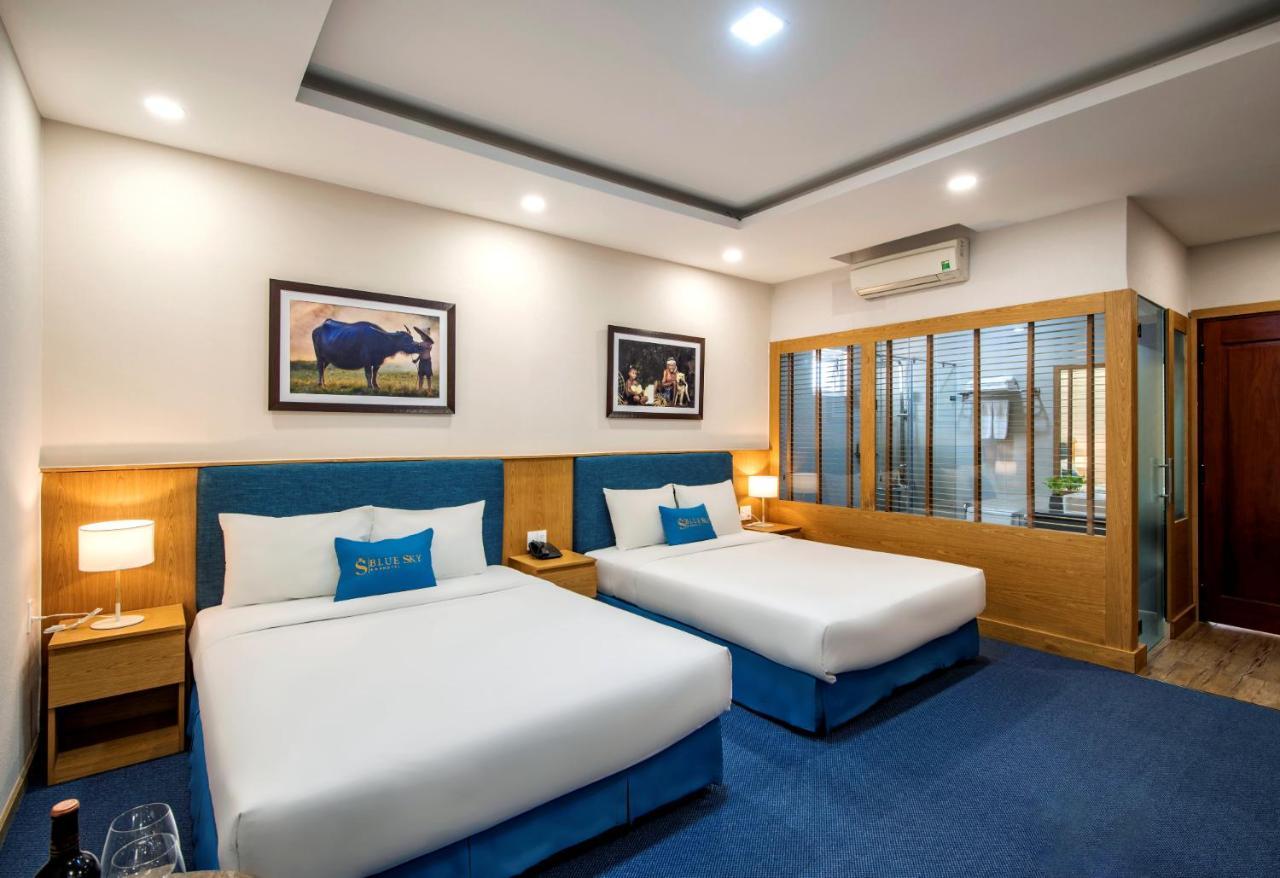 Blue Sky Hotel Хошимин Екстериор снимка