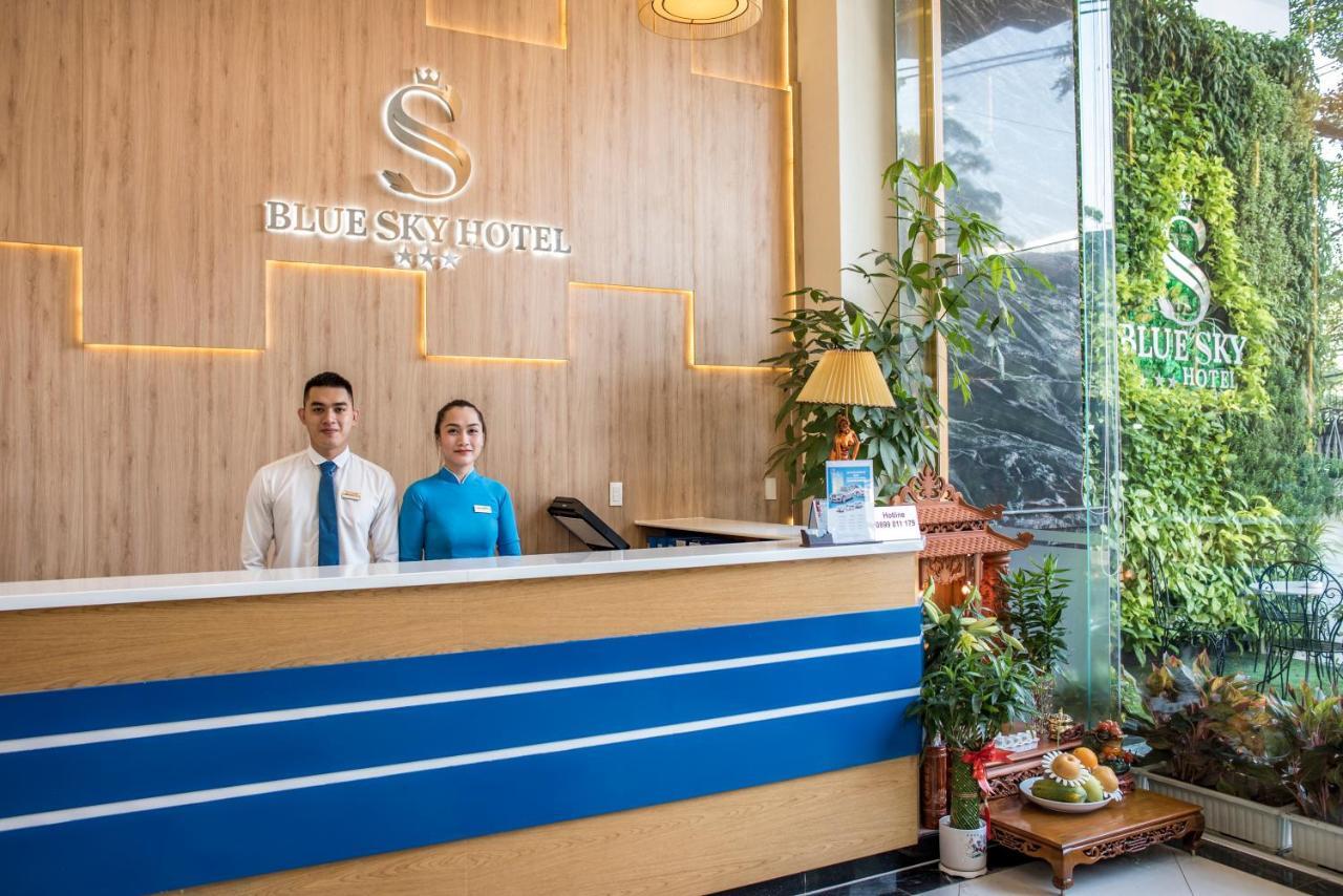 Blue Sky Hotel Хошимин Екстериор снимка